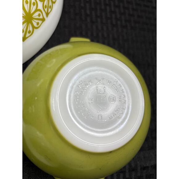 Pyrex Verde Cinderella Full Set of Four Bowls - Picture 3 of 9